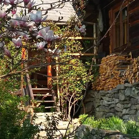 Caputówka 100 Letnia Chata Domek alpejski