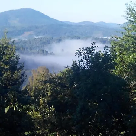 Caputówka 100 Letnia Chata Domek alpejski